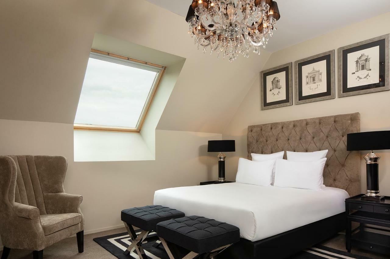 Royal Hainaut Spa & Resort Hotel فالنسيان المظهر الخارجي الصورة