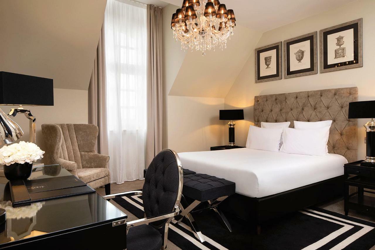 Royal Hainaut Spa & Resort Hotel فالنسيان المظهر الخارجي الصورة